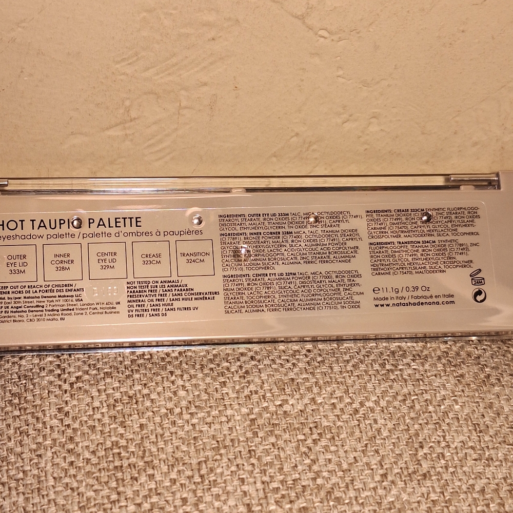 NIB Natasha Denona Eyeshadow Palette - Brown and Cream - Picture 3 of 3